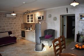 Apartments Konoba 224