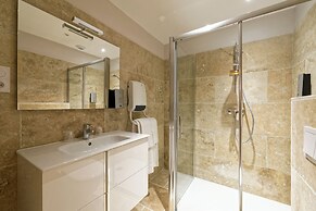 Appartements Pied à Terre, haut standing avec cuisine équipée et terra