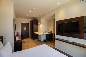 The Compass Hotel