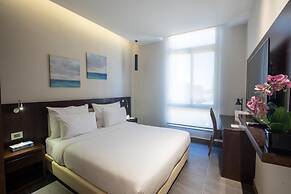 The Compass Hotel