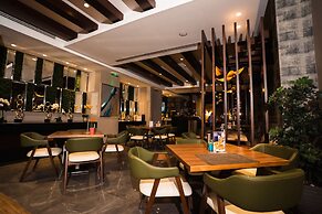 The Compass Hotel