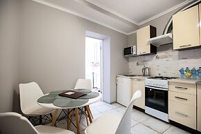 SF Central Apartments