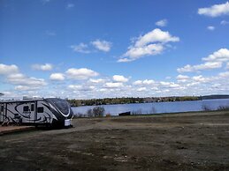 Auberge du Lac Tiblemont