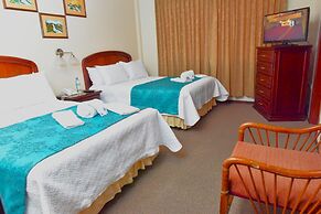 Hotel Makroz