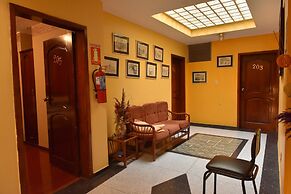 Hotel Makroz