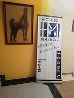 Hotel Makroz
