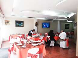 Hotel Makroz