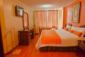 Hotel Makroz