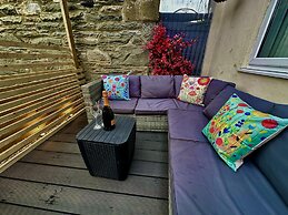 Zip Cottage Sleeps 2-3 Climb Snowdon zip World
