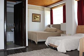 Urla Tarihi Han Otel