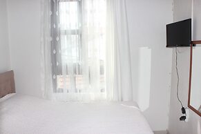 Urla Tarihi Han Otel