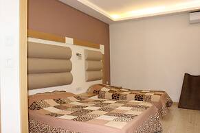 Urla Tarihi Han Otel