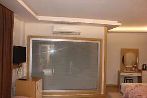 Urla Tarihi Han Otel