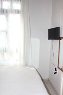 Urla Tarihi Han Otel