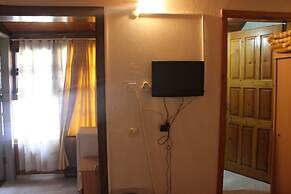 Urla Tarihi Han Otel