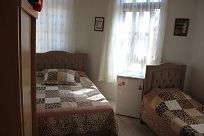 Urla Tarihi Han Otel