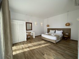 Seethrough Mykonos - Adults Only