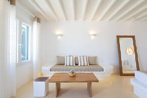 Seethrough Mykonos - Adults Only