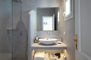 Seethrough Mykonos - Adults Only