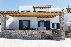 Seethrough Mykonos - Adults Only