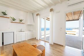 Seethrough Mykonos - Adults Only