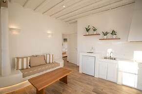 Seethrough Mykonos - Adults Only