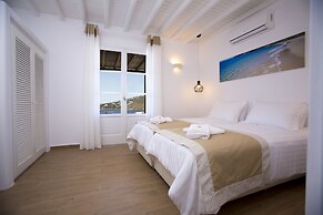 Seethrough Mykonos - Adults Only