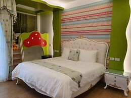 Honeysuckle Family Castle