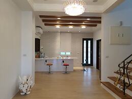 Honeysuckle Family Castle