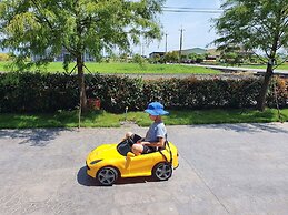 Honeysuckle Family Castle