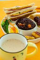 Honeysuckle Family Castle