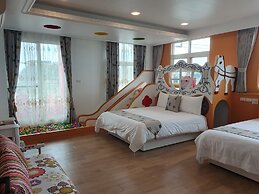 Honeysuckle Family Castle