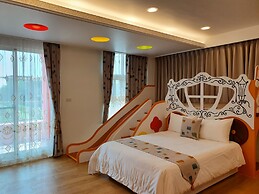 Honeysuckle Family Castle