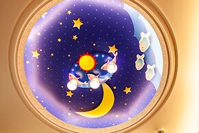 Honeysuckle Family Castle