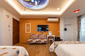 Honeysuckle Family Castle