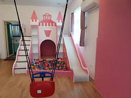 Honeysuckle Family Castle