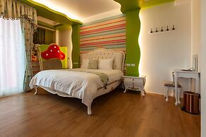 Honeysuckle Family Castle