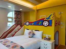 Honeysuckle Family Castle