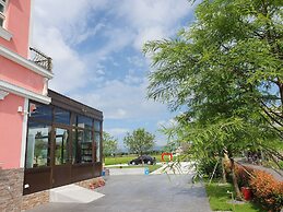 Honeysuckle Family Castle