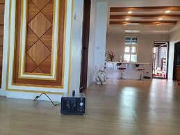 Honeysuckle Family Castle