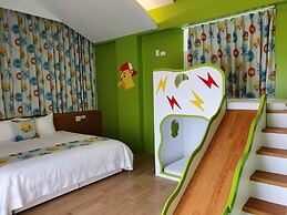 Honeysuckle Family Castle