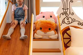 Honeysuckle Family Castle