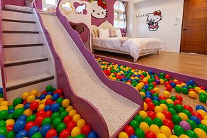 Honeysuckle Family Castle