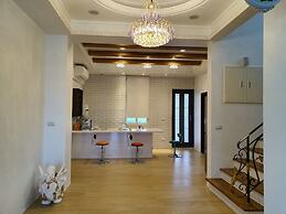 Honeysuckle Family Castle