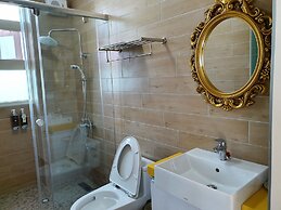 Honeysuckle Family Castle