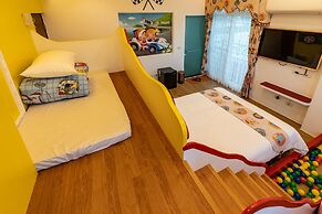 Honeysuckle Family Castle