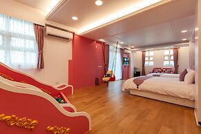 Honeysuckle Family Castle