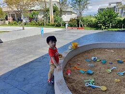 Honeysuckle Family Castle