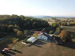Chambres d'Hôtes La ferme de montard