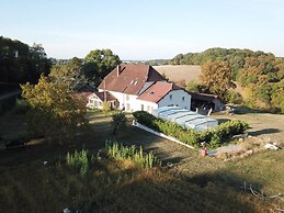 Chambres d'Hôtes La ferme de montard